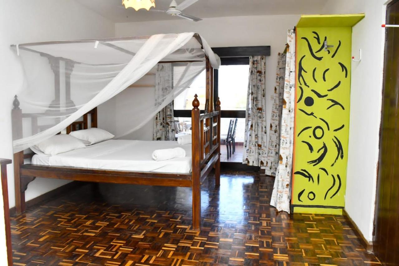 Mavericks Convenient Cozy Loft In Diani'S Cbd Ukunda Exteriér fotografie
