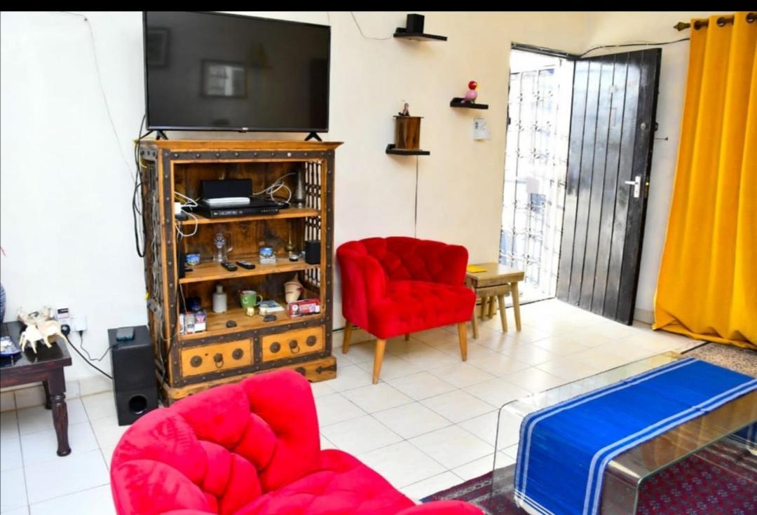 Mavericks Convenient Cozy Loft In Diani'S Cbd Ukunda Exteriér fotografie