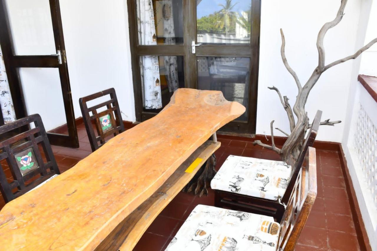 Mavericks Convenient Cozy Loft In Diani'S Cbd Ukunda Exteriér fotografie